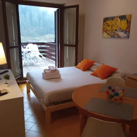 Sole Apartment Branzi